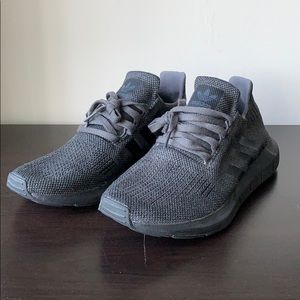 Light and comfortable Men adidas sneakers.